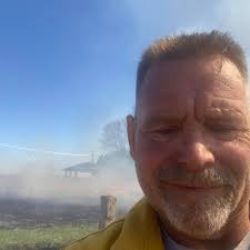 What are the options for securing boats after the race?