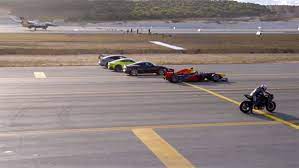 Tapi itu tuntutan dunia internasional yang mensyaratkan emisi gas. Kawasaki Ninja H2r Drag Race With A F1 Car A F 16 Fighter Jet Part Of The Teknofest Istanbul Event Drivespark
