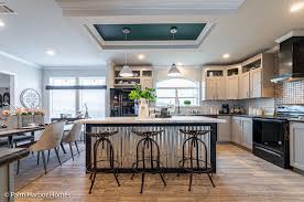 Love The Corrugated Metal In 2020 Vintage Farmhouse Manufactured Home Palm Harbor Homes