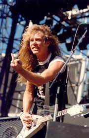 A really young james hetfield and dave mustaine, and a beer pitcher 630x427. James Hetfield James Hetfield Metallica James Hetfield Young