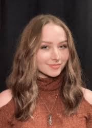 UW-Green Bay Communication student Sarah Hart receives broadcast  recognition