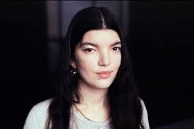 Thomas Graves: Getting to the bottom of Ben Mazer's poetry. a review by  Andreea Iulia Scridon