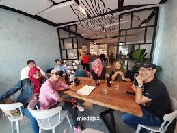 Ini buktinya, 10 tempat makan enak di jakarta pusat nggak bikin kantong bolong! Miedajaz Tempat Makan Best Di Manjung