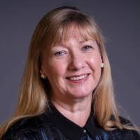 Sandra Parr's Instagram, Twitter & Facebook