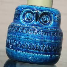 Beautiful cobalt blue glaze on his signature white clay. Rosenthal Netter Bitossi Pottery Mid Century Rimini Blue Owl Pillar Candle Holder By Raymor Warehouse 414