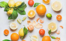 It is used to prevent and treat scurvy. Vitamin C Lebensmittel Wirkung Mangel
