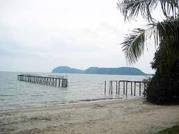 Located about 26km from mersing town, the sanggar srikandi beach resort offers various attractions and activities for visitors who want to experience mersing's natural beach and seashore. Teluk Gorek Beach Beach Mersing Travelmalaysia
