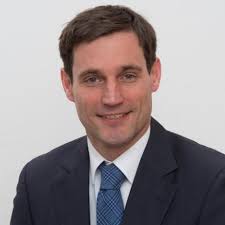 Grußworte des Sprechers des Zentrums für Europäisches Wirtschaftsrecht Sehr  geehrte Leserin, sehr geehrter Leser, wir fr