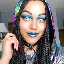 Let's hear it! I love learning random things about people! ❤