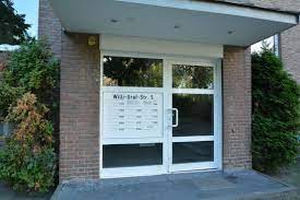Ab der bushaltestelle bis zum ziel mit öffentlichen verkehrsmitteln fahren. 3 Zimmer Wohnung Zu Vermieten Willi Graf Str 5 41466 Neuss Weckhoven Mapio Net