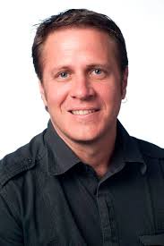 Greg Marston : Profile @ Arts Front