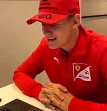 Als sohn von vater michael schumacher und mutter corinna schumacher erlangte er im jahr 2021 als treiber berühmtheit zum beispiel für van amersfoort racing. Mick Schumacher Lovers On Instagram ð»ð''ð'¦ ð¿ð''ð'¢ð'¡ð'' Prema Team Has Just Saved 2020 This Is One Of My Favorite Mo In 2021 Schumacher Teams In This Moment