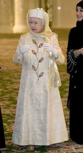 Queen Elizabeth Ii Photos Photos The Queen Visits Abu Dhabi Her Majesty The Queen Queen Elizabeth Queen Of England