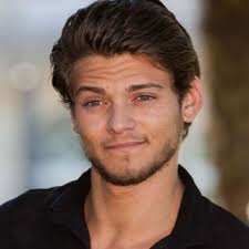 Rayane bensetti is an actor, known for tamara (2016), arrête de pleurer pénélope (2012) and la finale (2018). Rayane Bensetti Clothes Outfits Brands Style And Looks Spotern