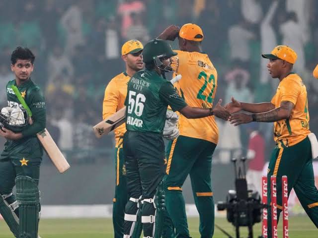 Pakistan Vs South Africa 3rd T20I Highlights: Babar, Shaheen Shine As PAK Seal T20I Series Vs SA - News18