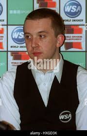 John lardner hi-res stock photography and images