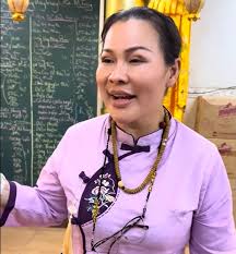 100 ngày Quý Bình, vợ lên tiếng: "Xét cho cùng mình cũng chỉ là dâu thôi,  người dưng khác họ thôi"