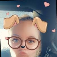 Vicki Belcher's Instagram, Twitter & Facebook