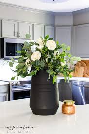 As it is the place which describes a person's personality and should be very peaceful, airy and calm. How To Make A Beautiful Eucalyptus Fall Centerpiece Inspiration For Moms