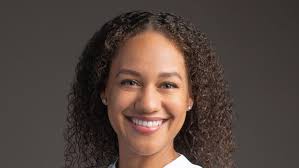 Maria Christina Crouch < Yale School of Medicine