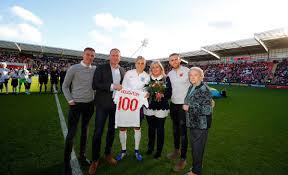 Latest on sweden forward kosovare asllani including news, stats, videos, highlights and more on espn. Kosovare Asllani On Twitter Congrats Mate Stephhoughton2 On Happy For You And Many More To Come