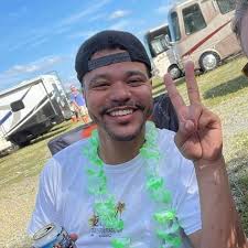 Brittany Neaveill and Christian Kalinowski's Wedding Website