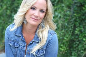 Abigail Holt's Instagram, Twitter & Facebook