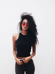 Finde diesen pin und vieles mehr auf curly hairstyles von jason. Fashion Afro Hair Hairstyle Summer Style Summer Fashion Perfect Stylish Black Ootd Crop Top Ootd Fashion Style Curly Hair Styles