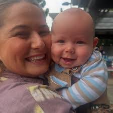 Daisy Barrett's Instagram, Twitter & Facebook