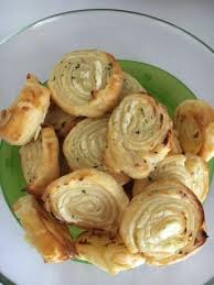 Feuilletes Fromage Basilic Recette Recettes De Cuisine Feuillete Fromage Recette