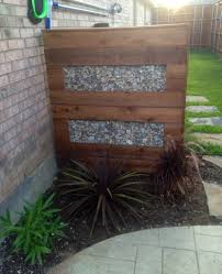 Decorative Wall To Hide The Pool Equipment Privacy Screen Outdoor Diy Pool Equipment Enclosure Pool Equipment