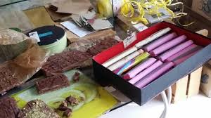 La Cabosse Enchantee Chocolat Artisanal Sur Le Marche De La Rochelle Chocolat Artisanal Artisanal Chocolat