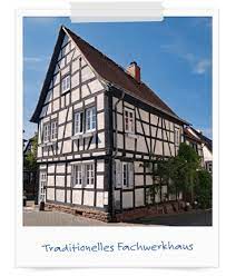 Wenn dir „fachwerkhaus bauen gefällt, gefallen dir vielleicht auch diese ideen. Fachwerkhaus Bauen Infos Zu Stilen Anbietern Und Preisen