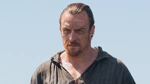 Captain flint and his men have adventures 20 years before the story of treasure island begins. Black Sails Toby Stephens On The Big Captain Flint Reveal Youtube