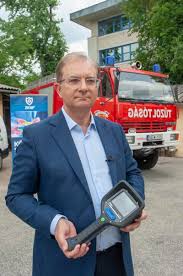 Csaba tóth (born 1960) is a hungarian engineer and politician, member of the national assembly from the hungarian socialist party's budapest regional list between 2010 and 2014. Hokamerat Kaptak A Zugloi Polgarorok Es Onkentes Tuzoltok Ez A Lenyeg