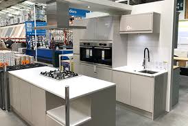 By admin filed under kitchen cabinets; Kitchen Compare Helps You To Get The Best Deal For Your Kitchen