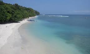 Sampai saat ini, pengunjung pantai pangandaran terpantau datang dengan kendaraan berplat d,b, dan r (cilacap). 10 Foto Pantai Pangandaran Mei 2021 Harga Tiket Masuk Misteri Lokasi Wisata Jejakpiknik Com