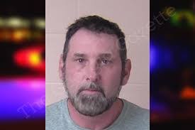 Bobby Elswick's Instagram, Twitter & Facebook