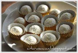 Negara brunei darussalam, simply known as brunei , is also called the abode of peace, which is a direct translation of darussalam. Biskut Suji Brunei Resepi Terbaik Makanan Kue Kering Kue