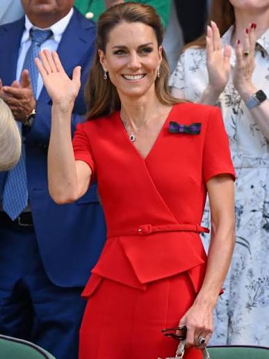 Kate Middleton has arrived at the Wimbledon Women's Singles Final in a  striking red ensemble, marking the princess's second appearance at the  tournament. Tap the link in our bio for all of