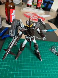 Throne eins gundam