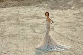 Weitere ideen zu schnittmuster brautkleid, brautkleid, schnittmuster. Brautkleid 2021 Das Sind Die 10 Brautmoden Trends Des Jahres Vogue Germany