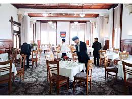 Causal to formal styles all in a variety of finishes. Grand Dining Room At Int L College Of Management I Venue Maestro