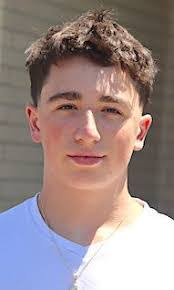 Travis Durfee's Instagram, Twitter & Facebook