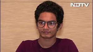 The Boy Who Stole Zaira Wasim S Heart In Secret Superstar Youtube Secret superstar is an unconventional hindi film in so many ways. in secret superstar