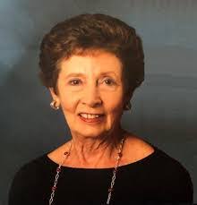 Gwen May's Instagram, Twitter & Facebook