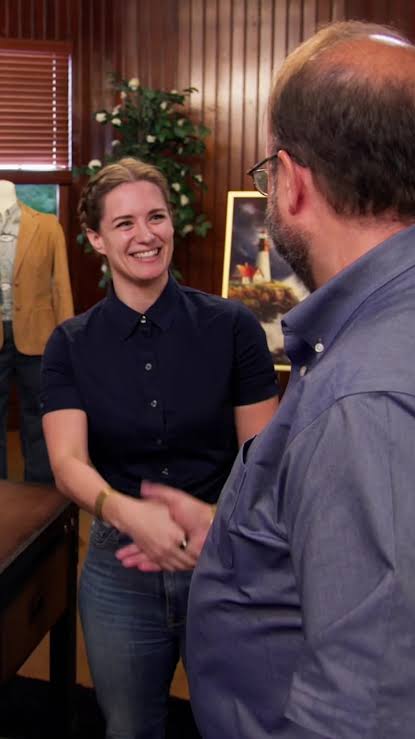 Book Expert Rebecca on Pawn Stars | Rare Books and More!