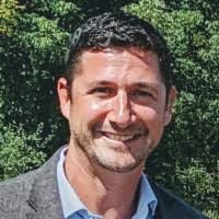 Ryan Hulbert's Instagram, Twitter & Facebook