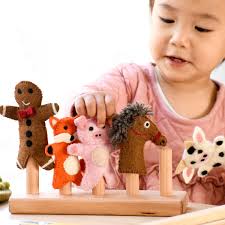 Wooden Finger Puppet Stand