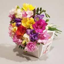 Comanda mancare sau fa cumparaturi online de la magazine, restaurante si aprozaruri. Buchete De Flori Online Livrare Flori Bacau Comanda Flori Nonstop 101flori Ro